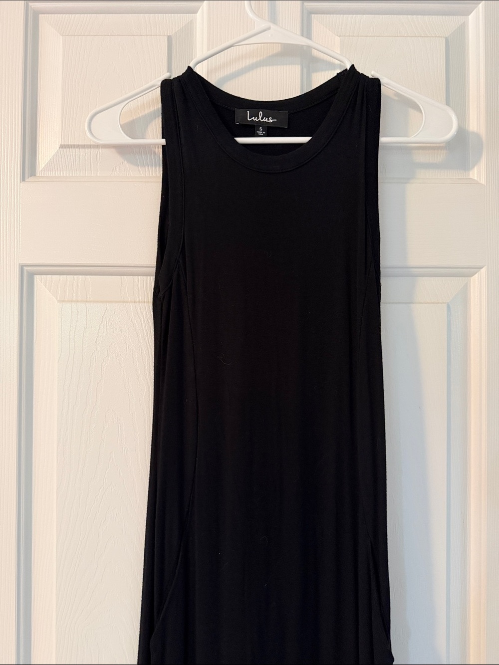 Lulu's Black Sleeveless Tank Top